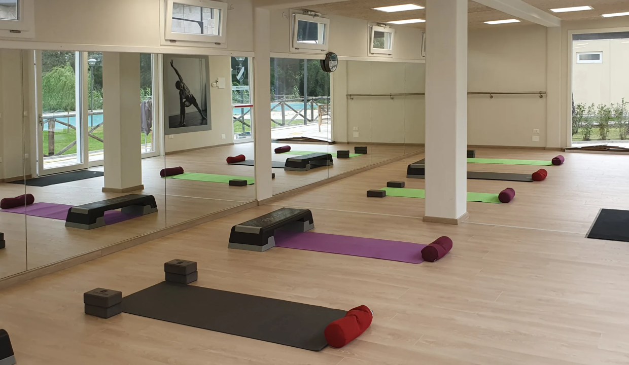 palestra_prefabbricata_yoga2